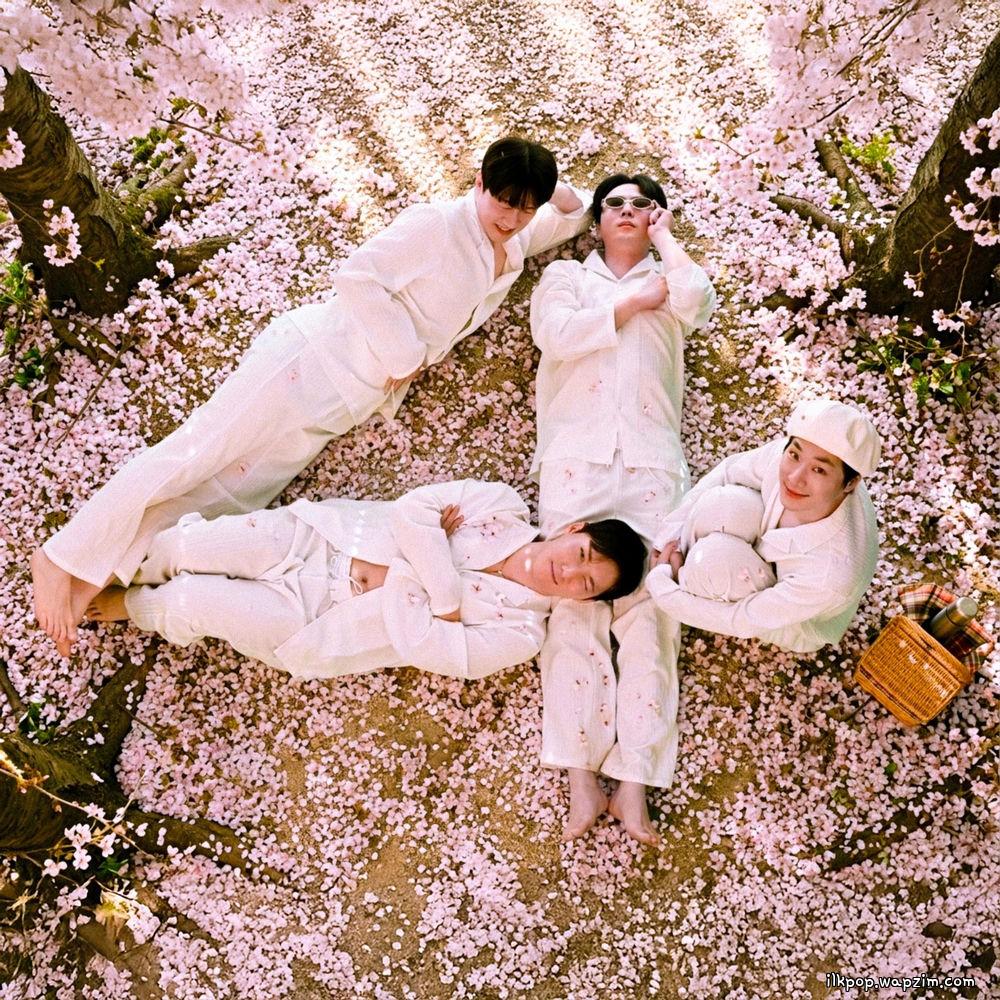 Cover lagu 4 For - 1인칭 벚꽃 시점 (Cherry Blossom's View) di Wallkpop