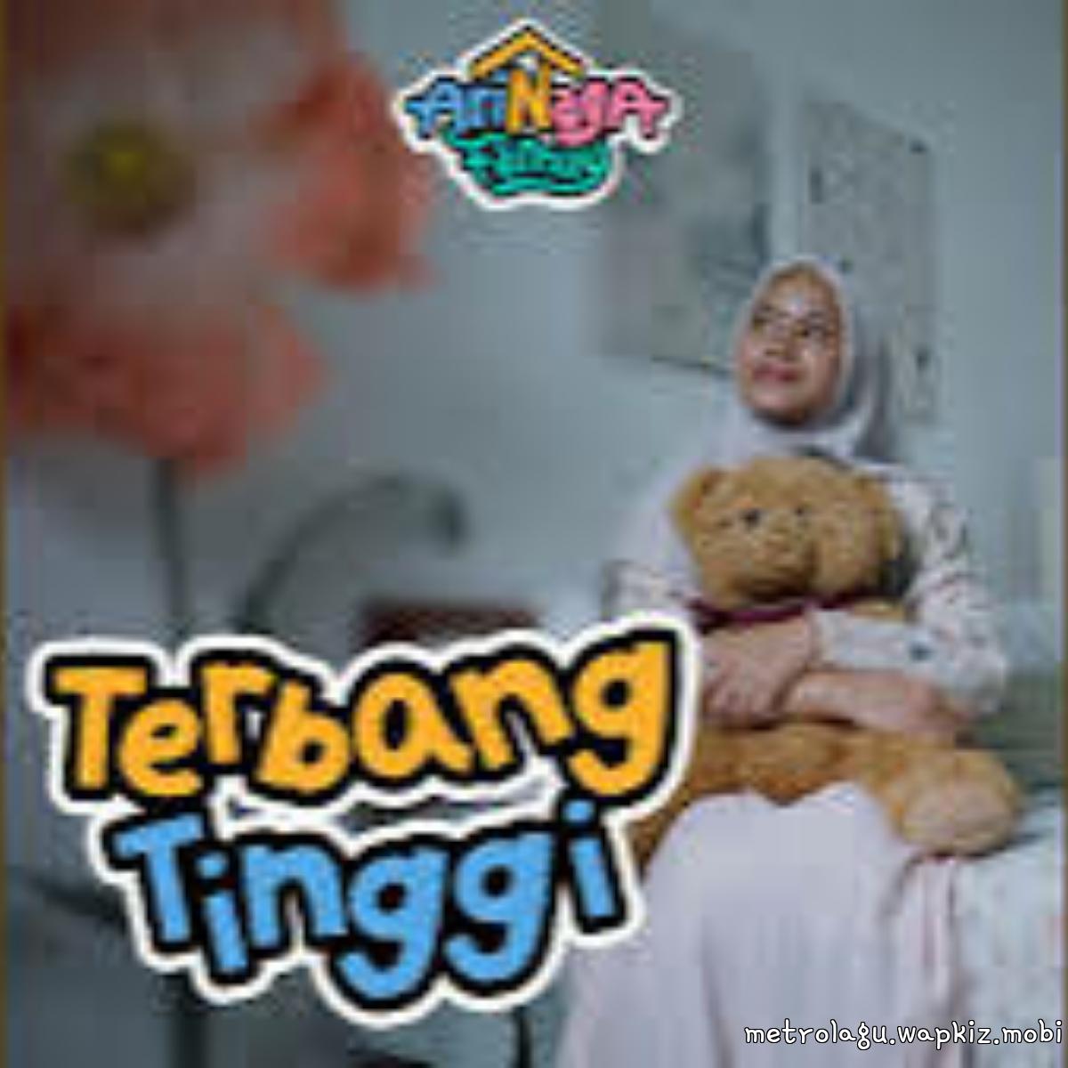 Cover lagu Arinaga Family - Terbang Tinggi di Wallkpop