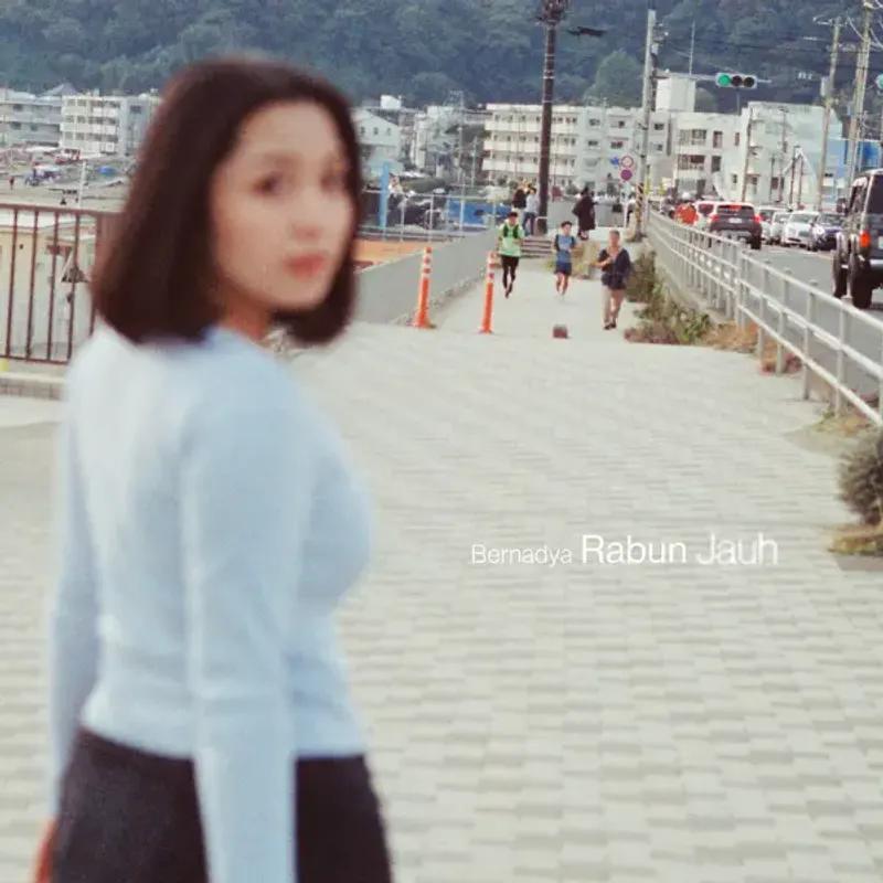 Cover lagu Bernadya - Rabun Jauh di Wallkpop