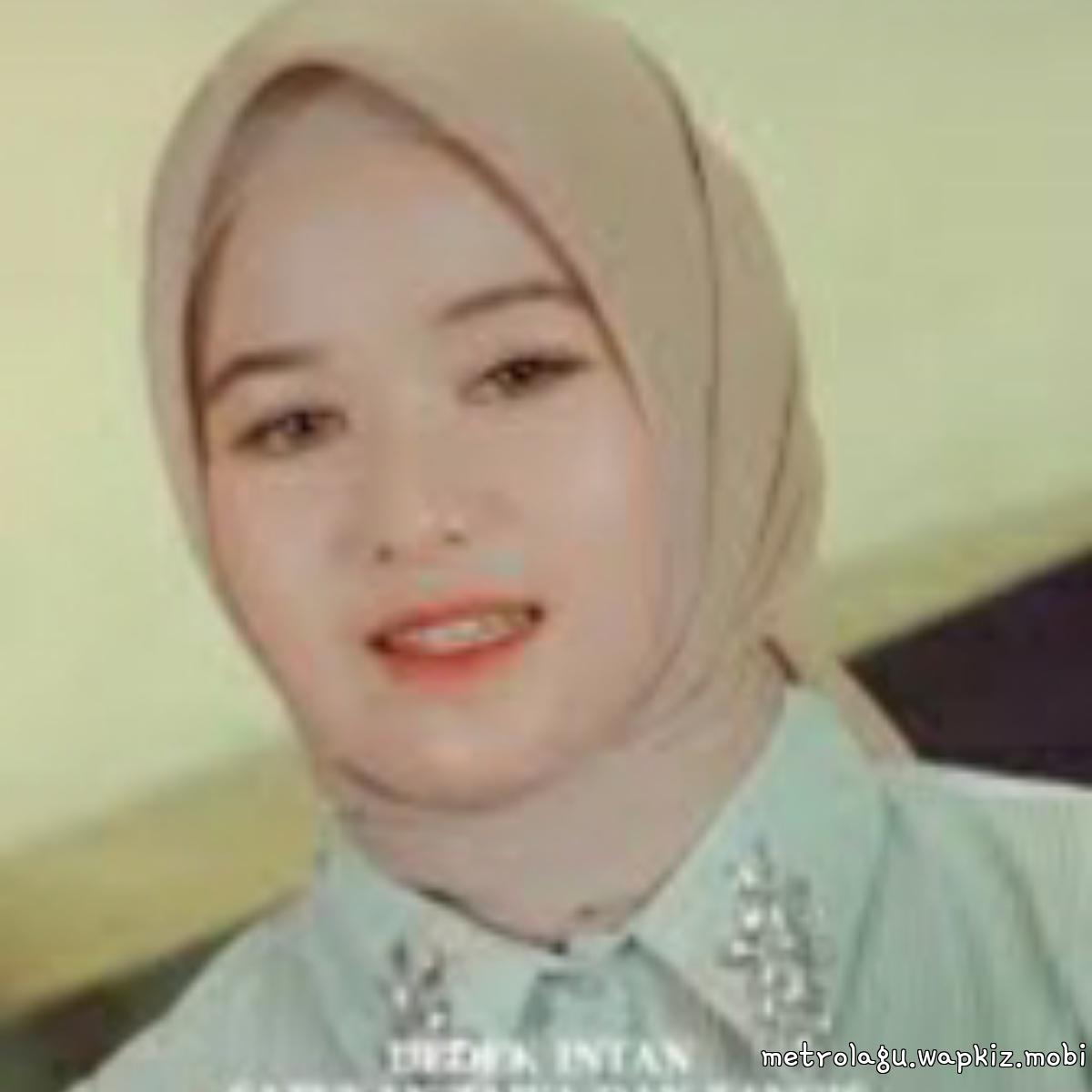 Cover lagu Dedek Intan - Satukan Tawa Dan Tangis (DJ Kentrung Version) di Wallkpop