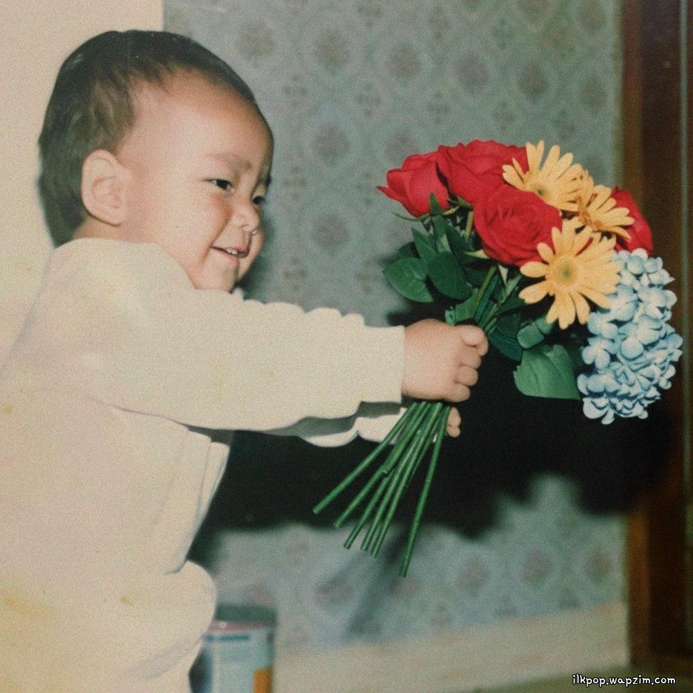 Cover lagu Dongha - 기둥 di Wallkpop
