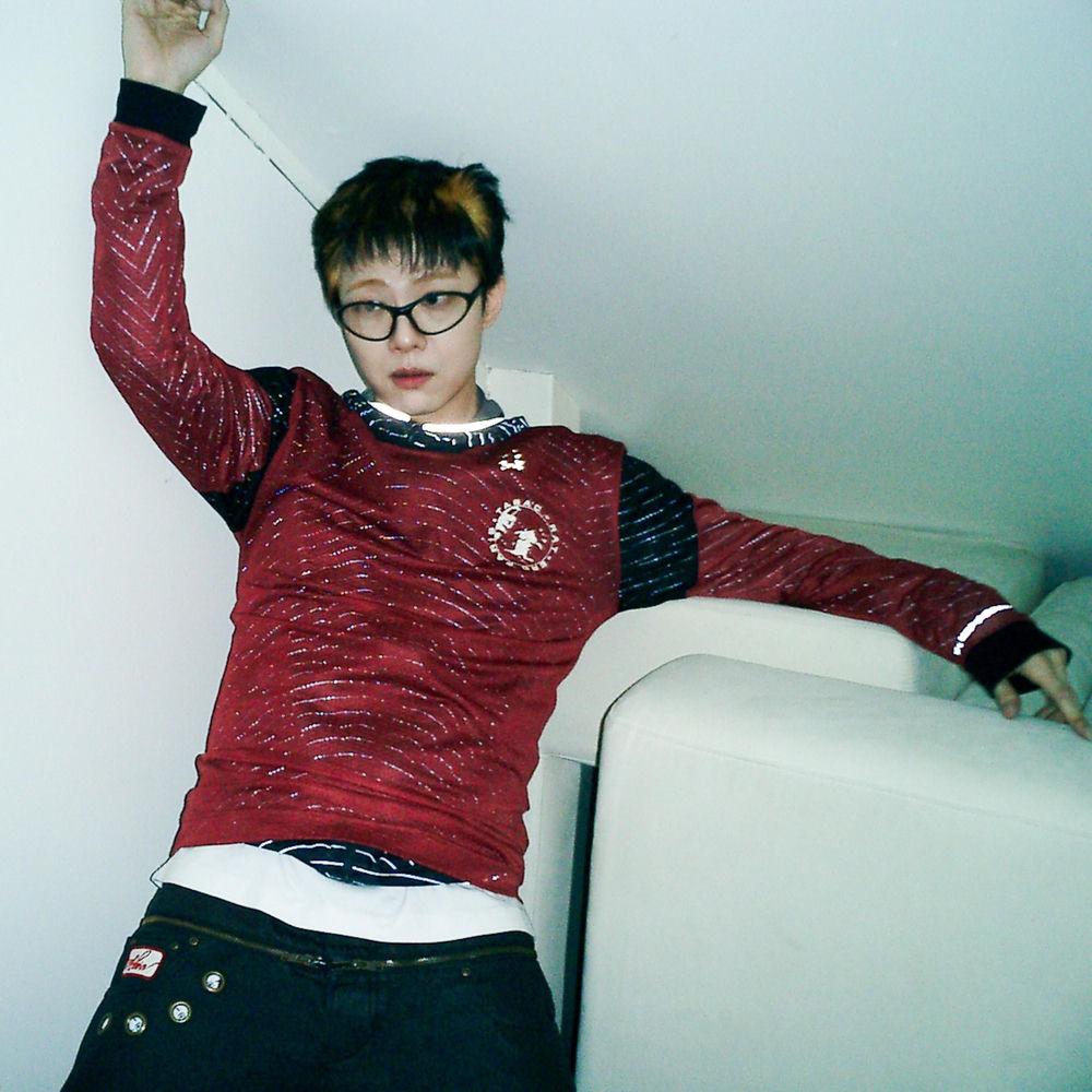 Cover lagu GIRIBOY - 묵비권 (No Comment) di Wallkpop