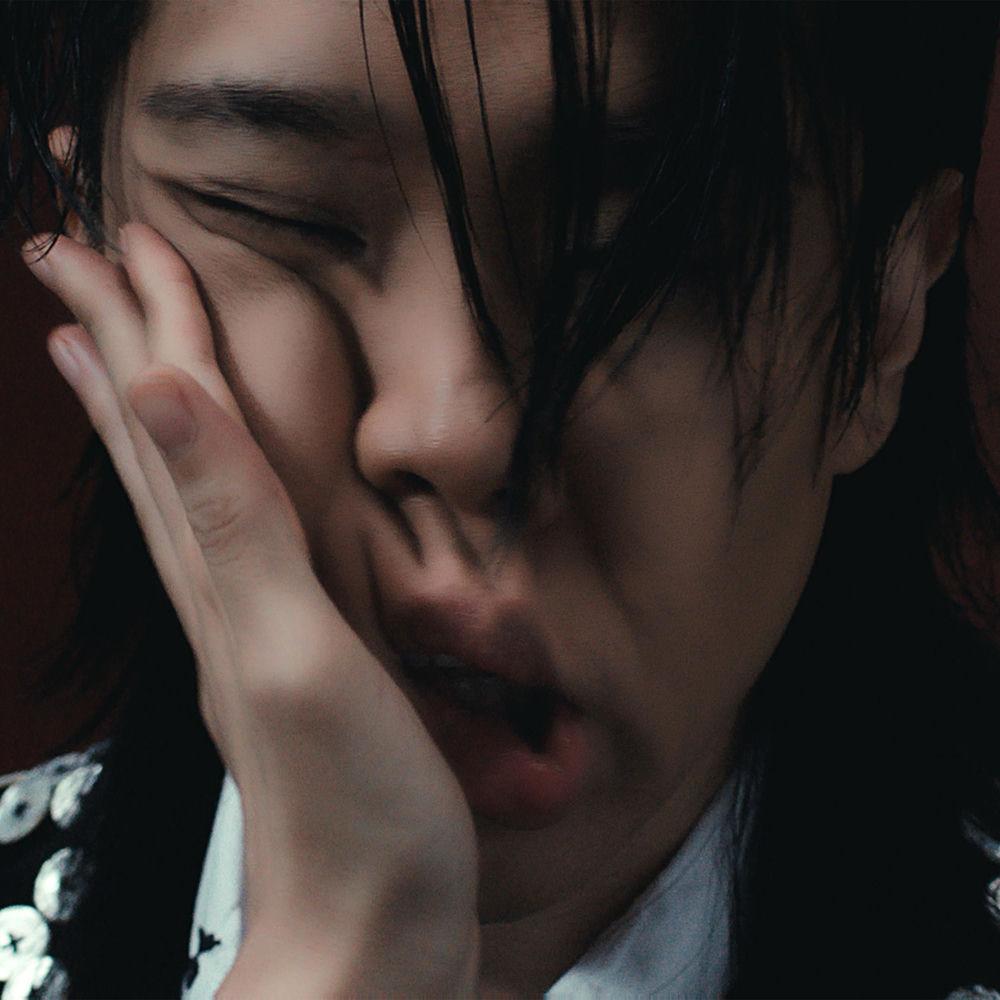 Cover lagu Han Yo Han - check in di Wallkpop