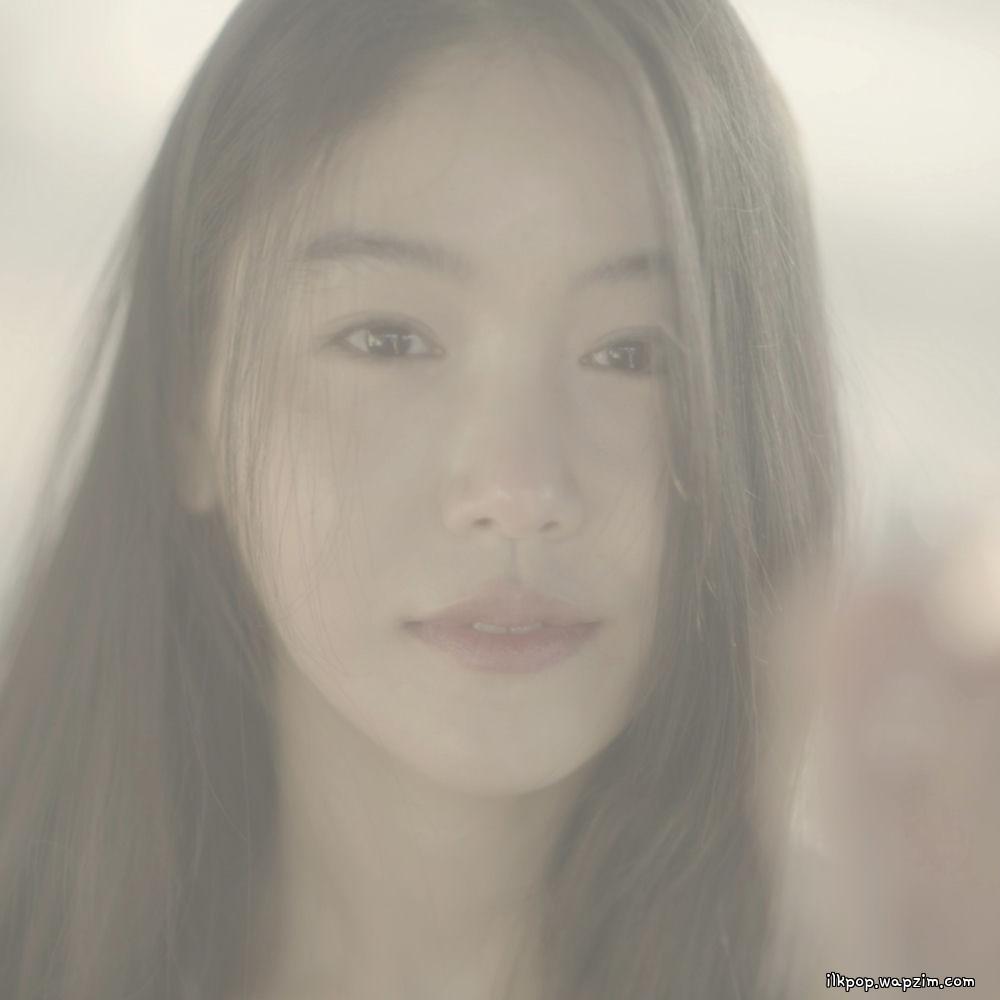 Cover lagu Havy - 추억이 나를 부르면 (When Memories Find Me) di Wallkpop