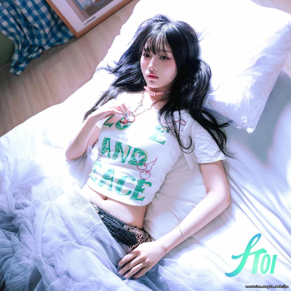 Cover lagu Hwina - Panic Attack di Wallkpop