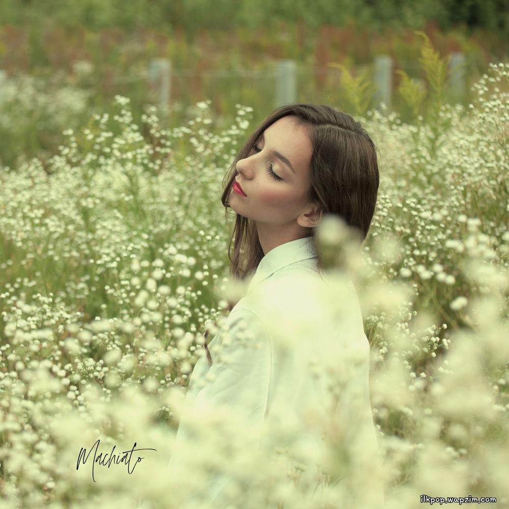 Cover lagu Machiato - 봄이라서 니가 또 보고 싶은 거야 (I miss you again because it's spring) (feat. Son Suye) di Wallkpop