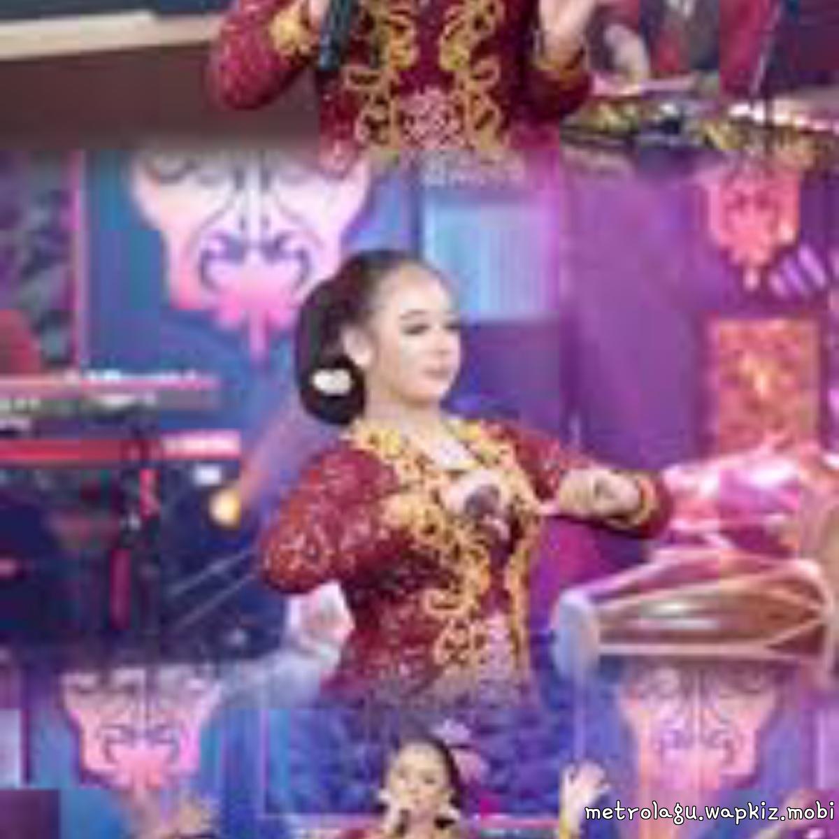 Cover lagu Niken Salindry - Cinta Membawa Derita di Wallkpop