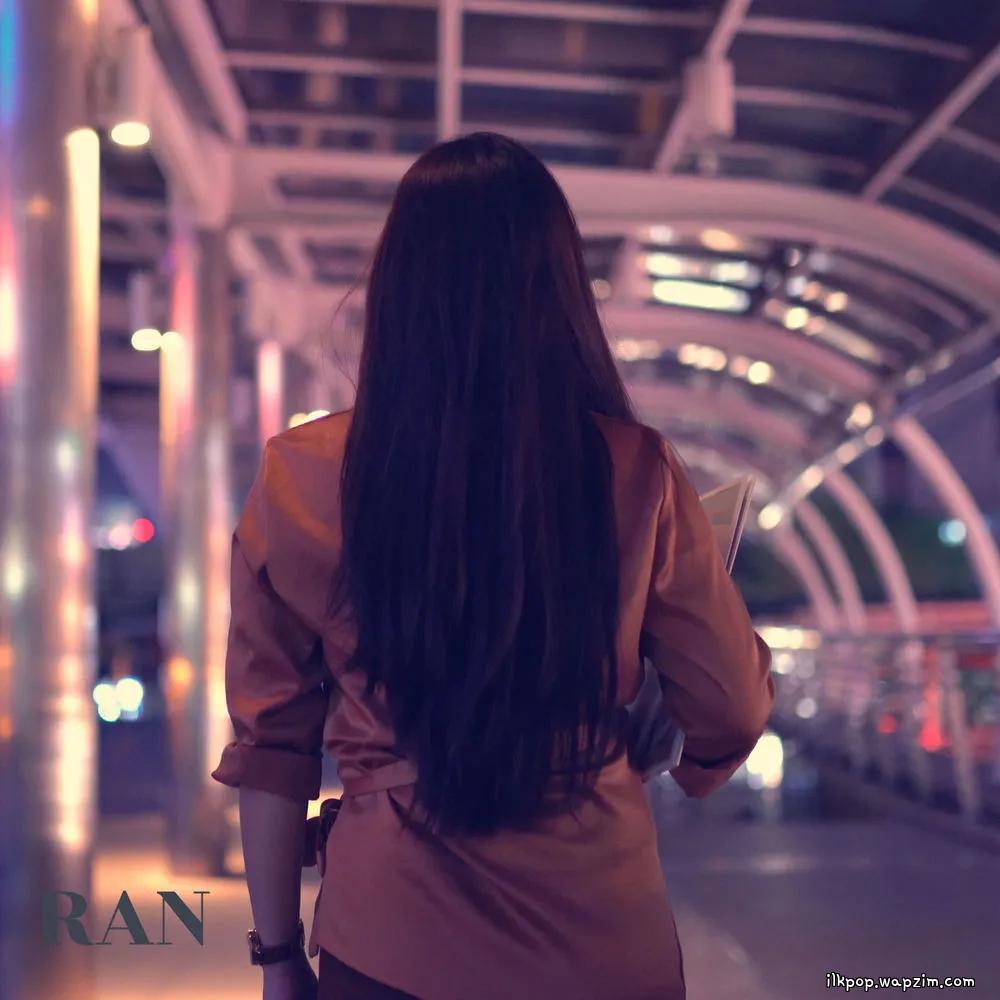 Cover lagu Ran - 혼자 걷는 이 밤 (This night when I walk alone) di Wallkpop