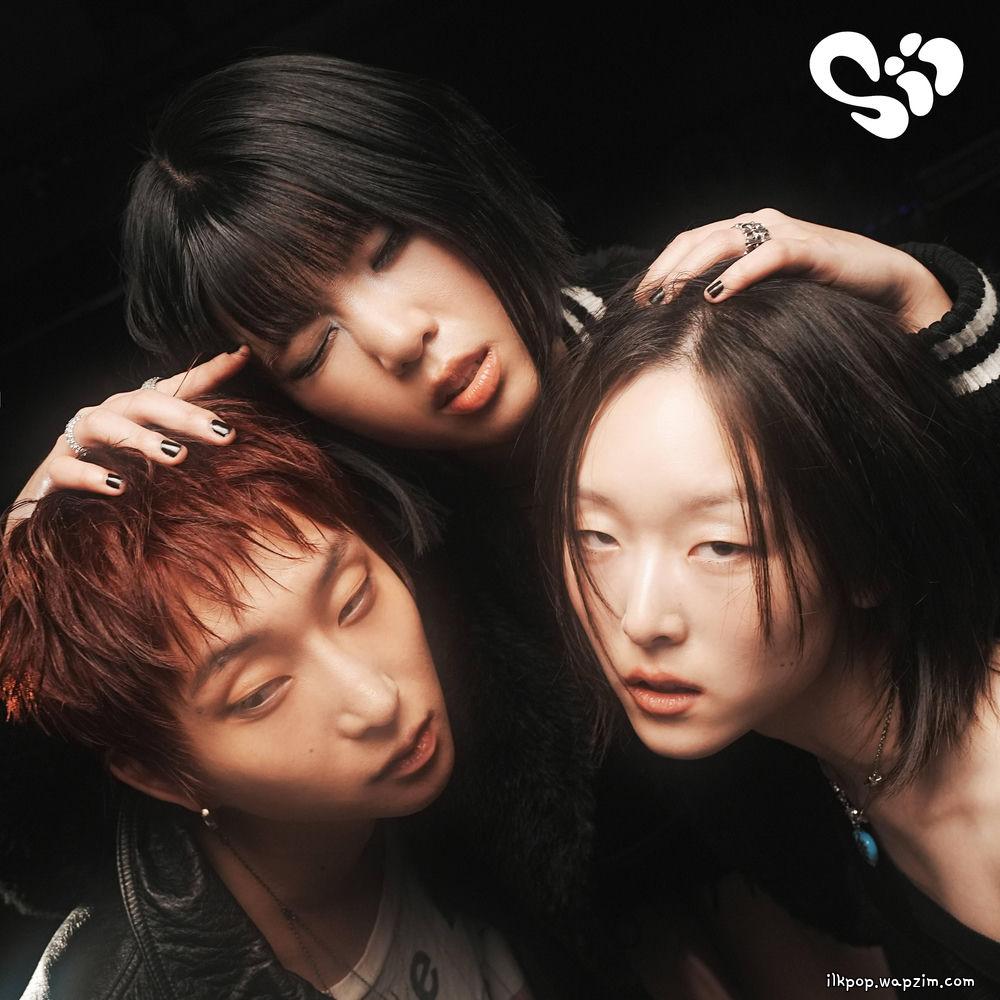 Cover lagu Sii - Eyes On Me di Wallkpop