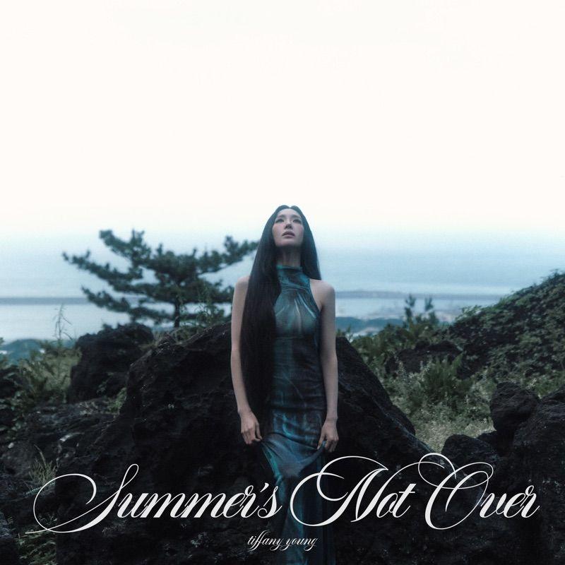 Cover lagu Tiffany Young - Summer's Not Over di Wallkpop