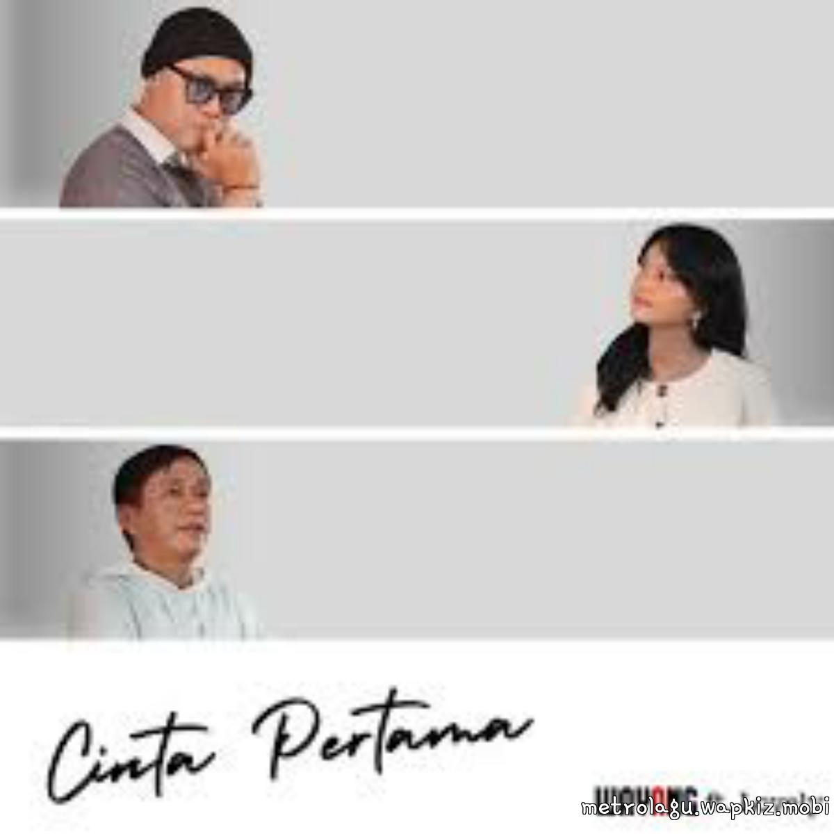 Cover lagu Wayang Ft Lovely - Cinta Pertama di Wallkpop