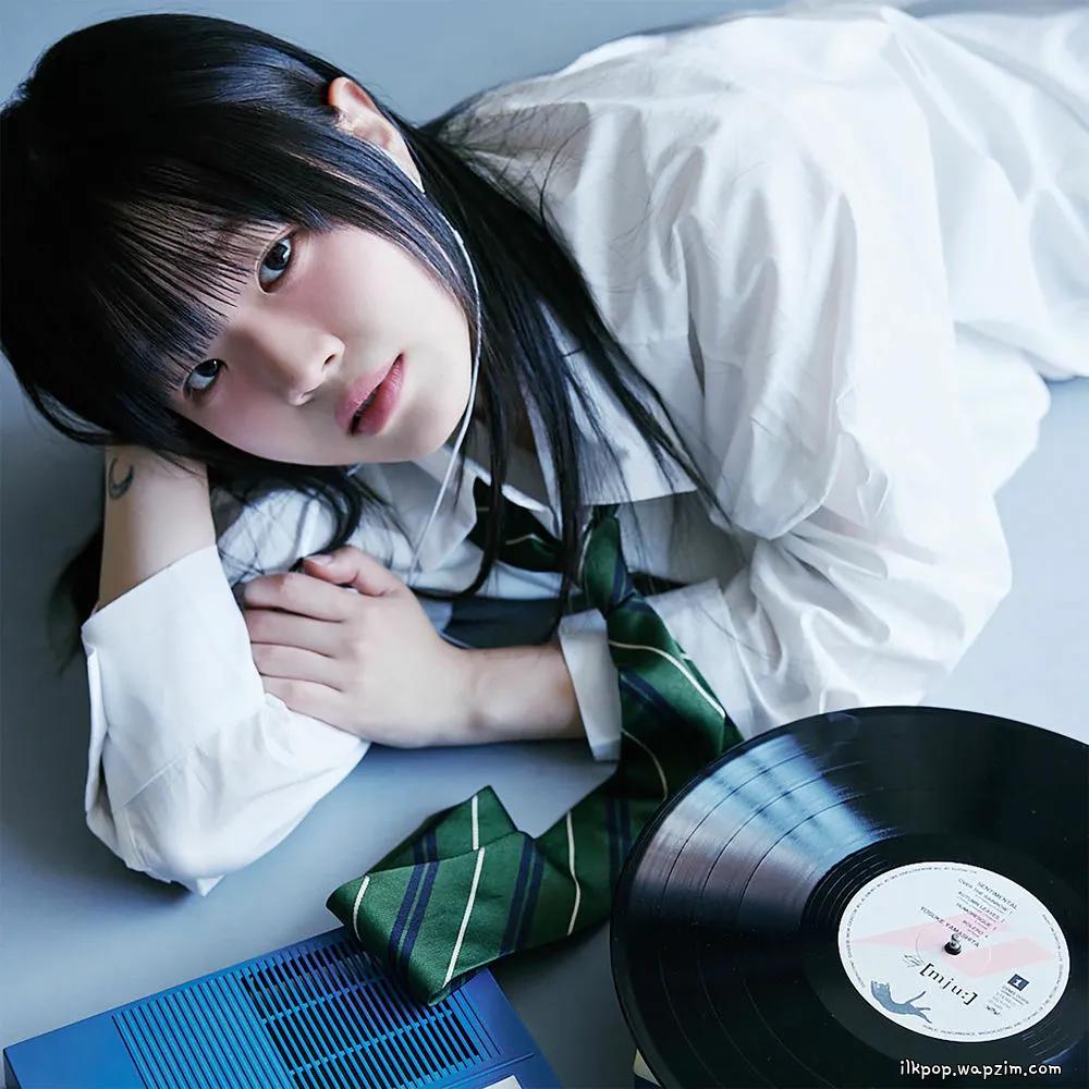 Cover lagu Yeonjoo Kang - TICTAK di Wallkpop