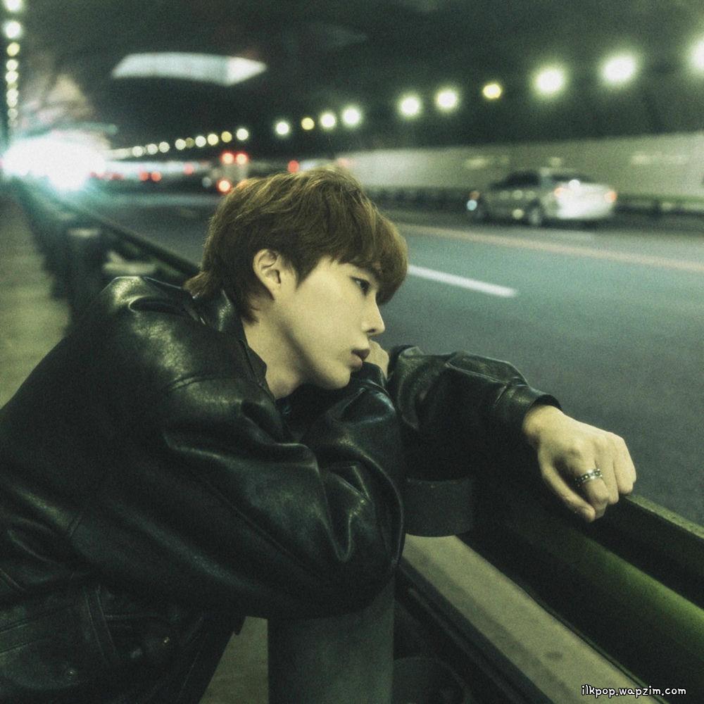 Cover lagu YUWAN - 그냥 가 (Let You Go) di Wallkpop