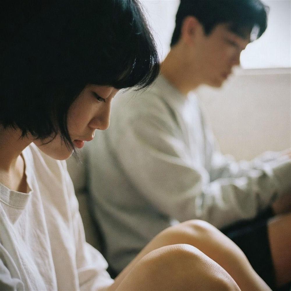 Cover lagu 교이 - 미안한 마음도 (Love Might Still Remain) (Feat. kim hang kyu) di Wallkpop